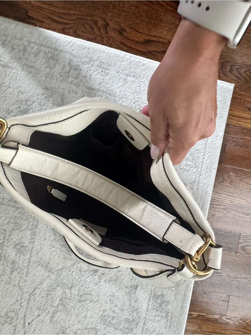 Marc by Marc Jacobs White Leather Hobo Shoulder Bag